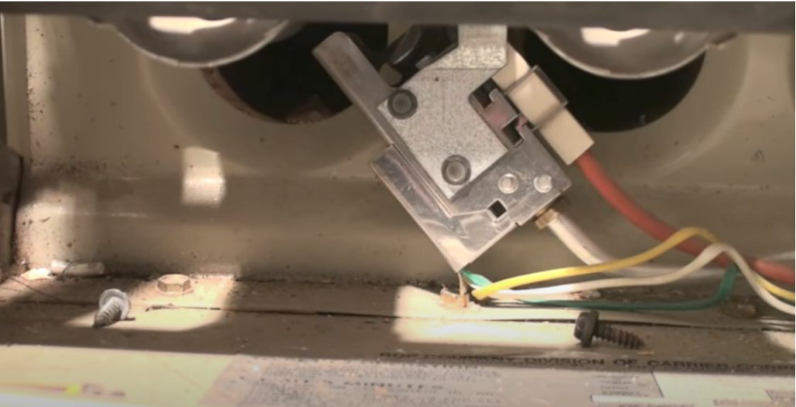 My Furnace Pilot Light Won't Stay Lit in 2022. What Now? Phyxter Home