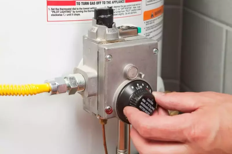 hot water heater thermostat